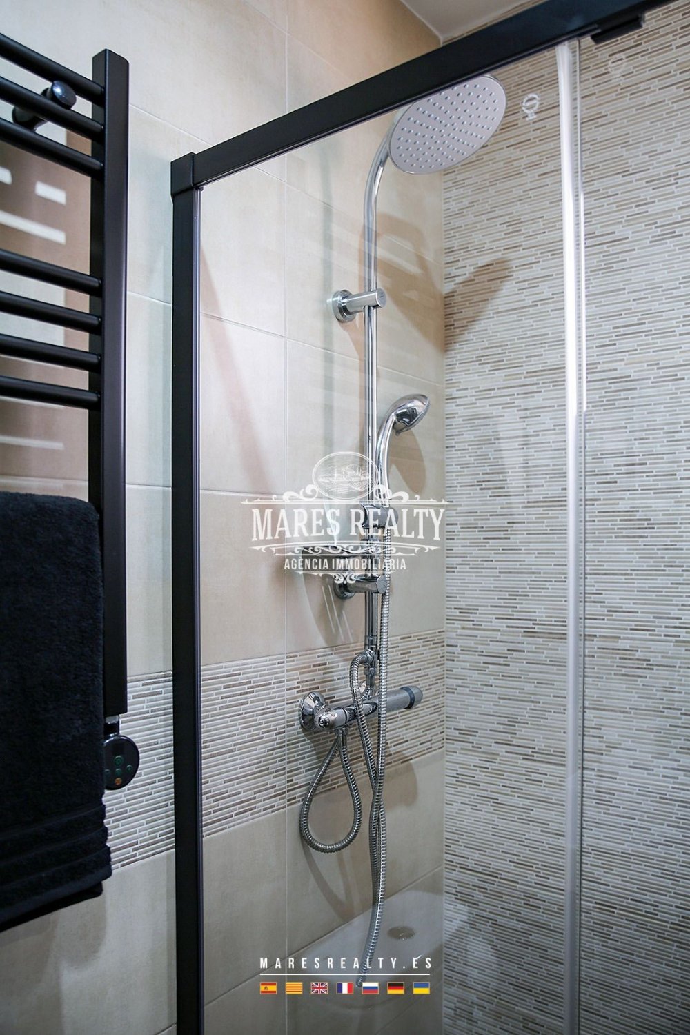 Commercial property à Blanes, Girona, Espagne 3 pièces, 100 m2 No. 104124