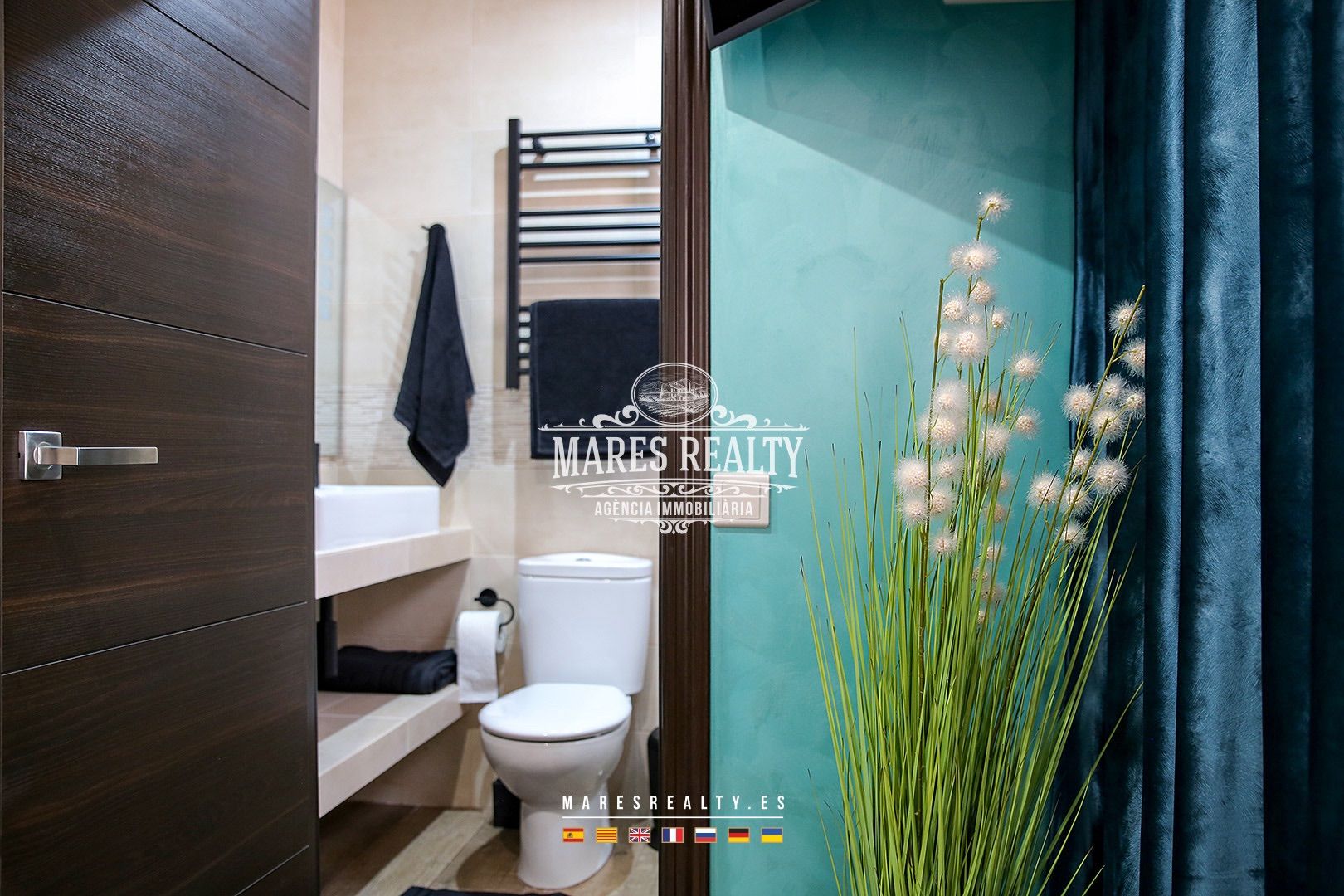 Commercial property à Blanes, Girona, Espagne 3 pièces, 100 m2 No. 104124