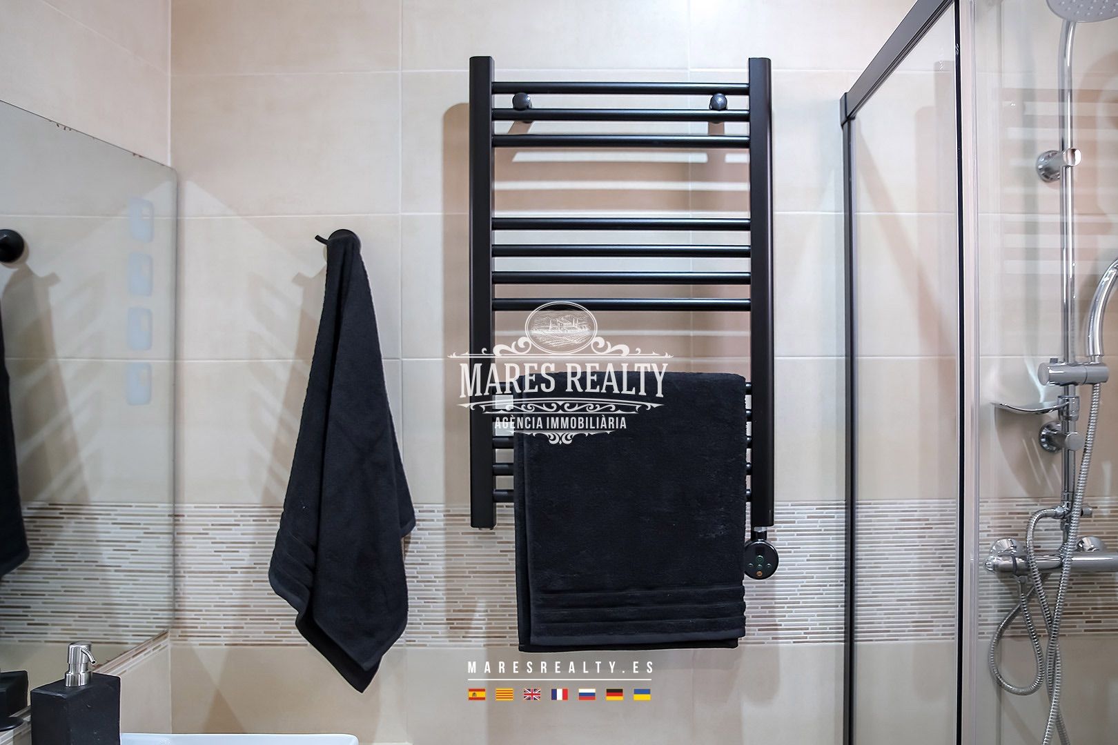 Commercial property à Blanes, Girona, Espagne 3 pièces, 100 m2 No. 104124