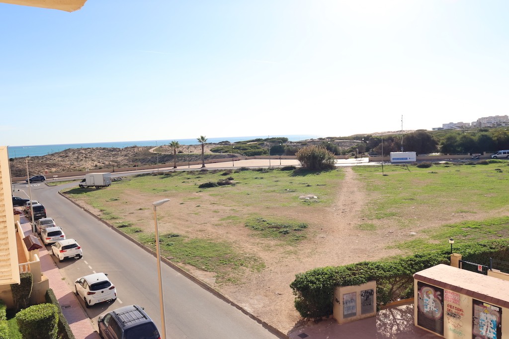 Apartment in La Mata, Alicante, Spain 3 bedrooms, 85 sq.m. No. 145271