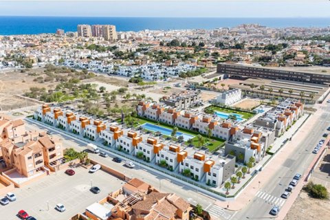 Apartament w Torrevieja, Alicante, Hiszpania 3 sypialnie, 80 mkw. nr 145272