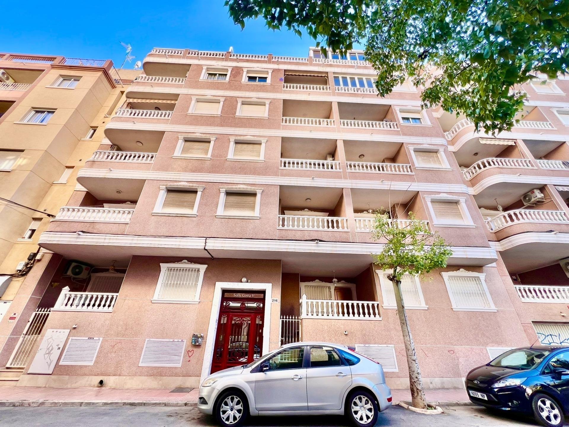 Warehouse in Torrevieja, Alicante, Spanien 3 m2 Nr. 190479