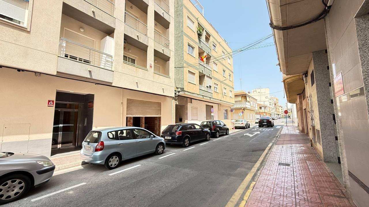 Wohnung in Torrevieja, Alicante, Spanien 1 Schlafzimmer, 54 m2 Nr. 182838