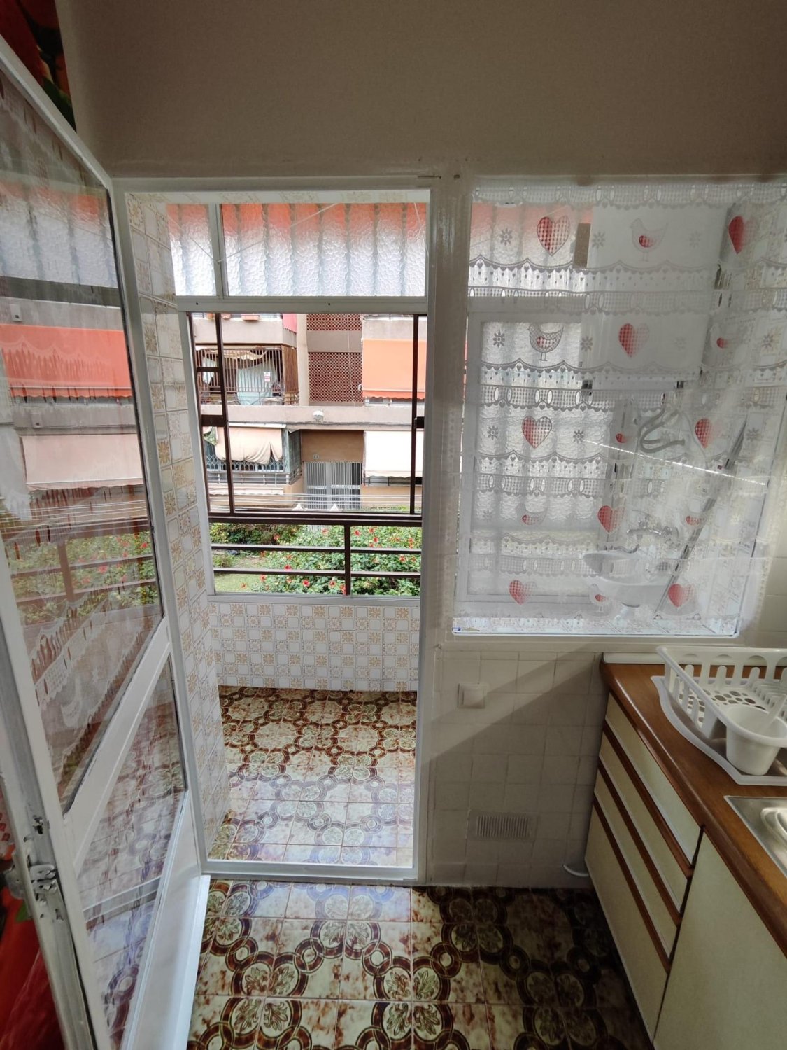 Appartamento a Alicante, Spagna 3 camere da letto, 85 mq. N° 182836