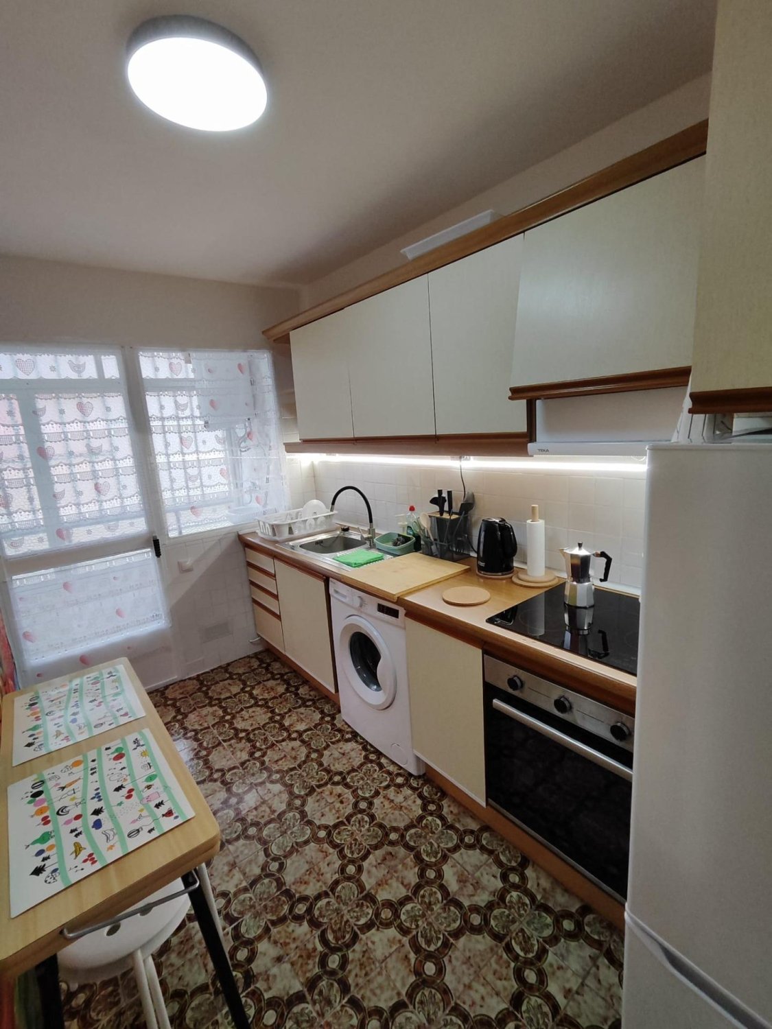 Appartamento a Alicante, Spagna 3 camere da letto, 85 mq. N° 182836