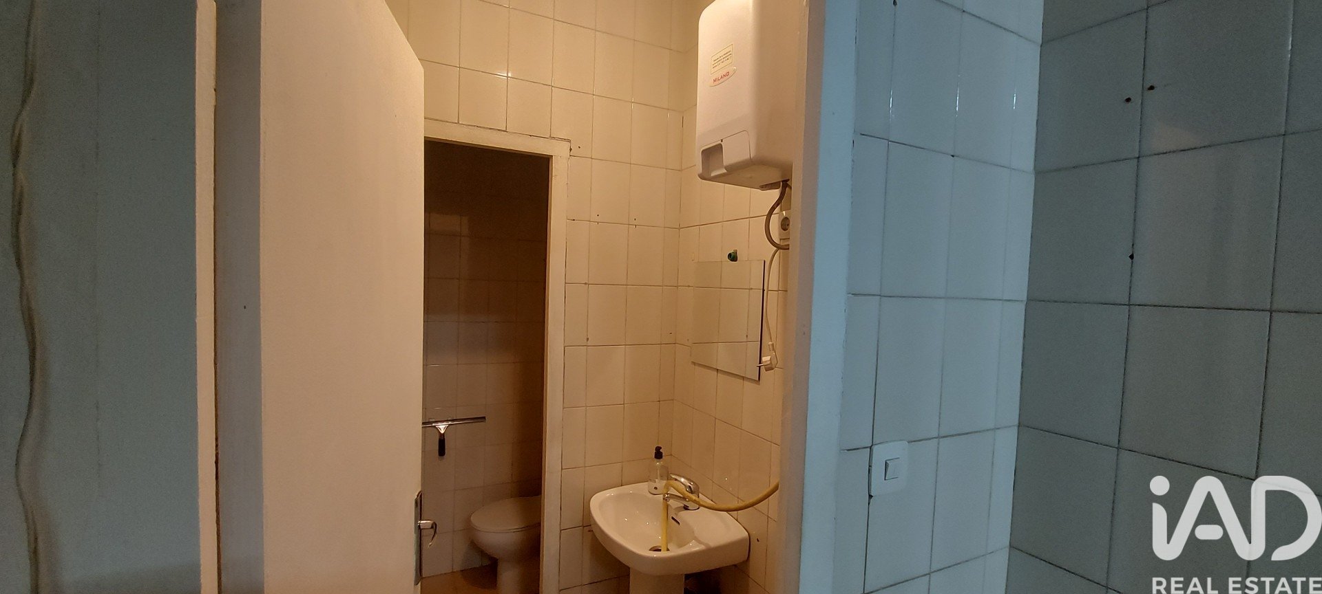 Liikekiinteistö Leon, Espanja 5 makuuhuonetta, 81 m2 No. 188452