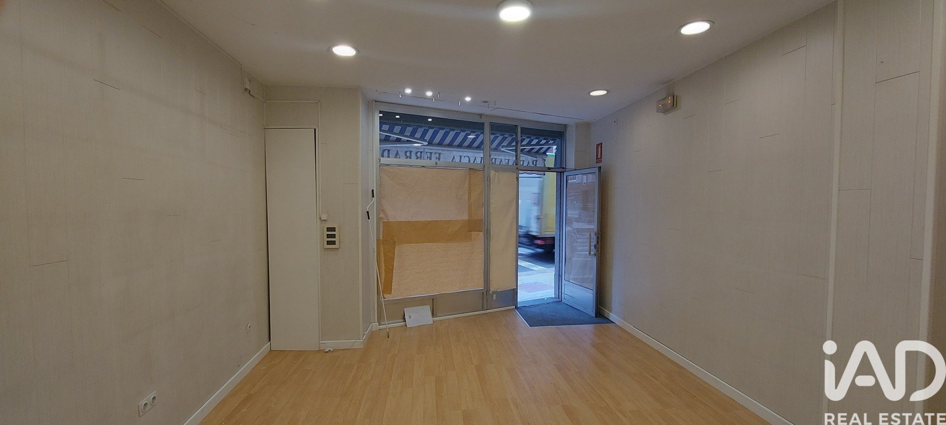 Liikekiinteistö Leon, Espanja 5 makuuhuonetta, 81 m2 No. 188452