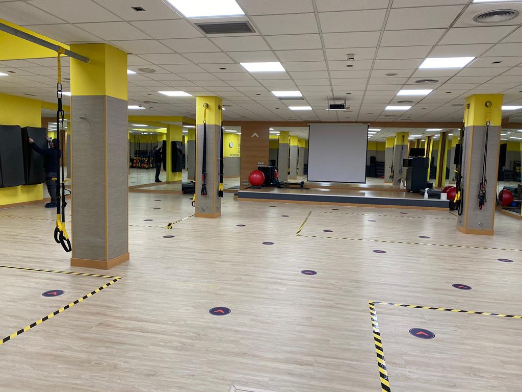 Commercial property à Madrid, Espagne 1566 m2 No. 140735