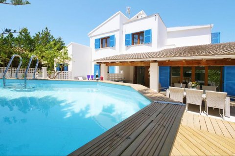 Villa in Sa Coma, Mallorca, Spain 6 bedrooms, 250 sq.m. No. 103920