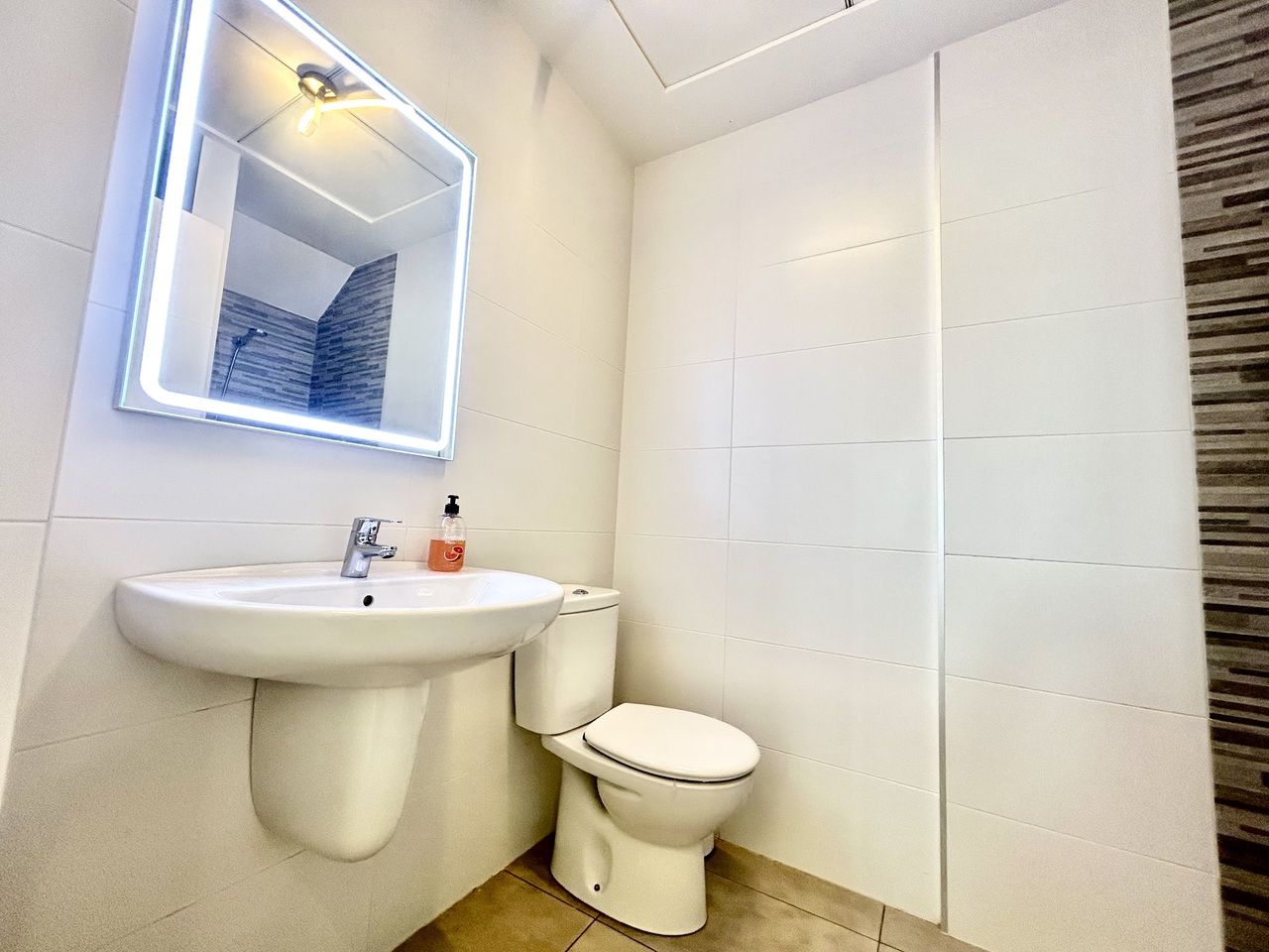 Apartamento en Alicante, España 2 dormitorios, 64 m2 No. 190388