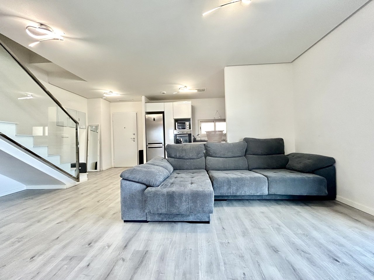 Apartamento en Alicante, España 2 dormitorios, 64 m2 No. 190388