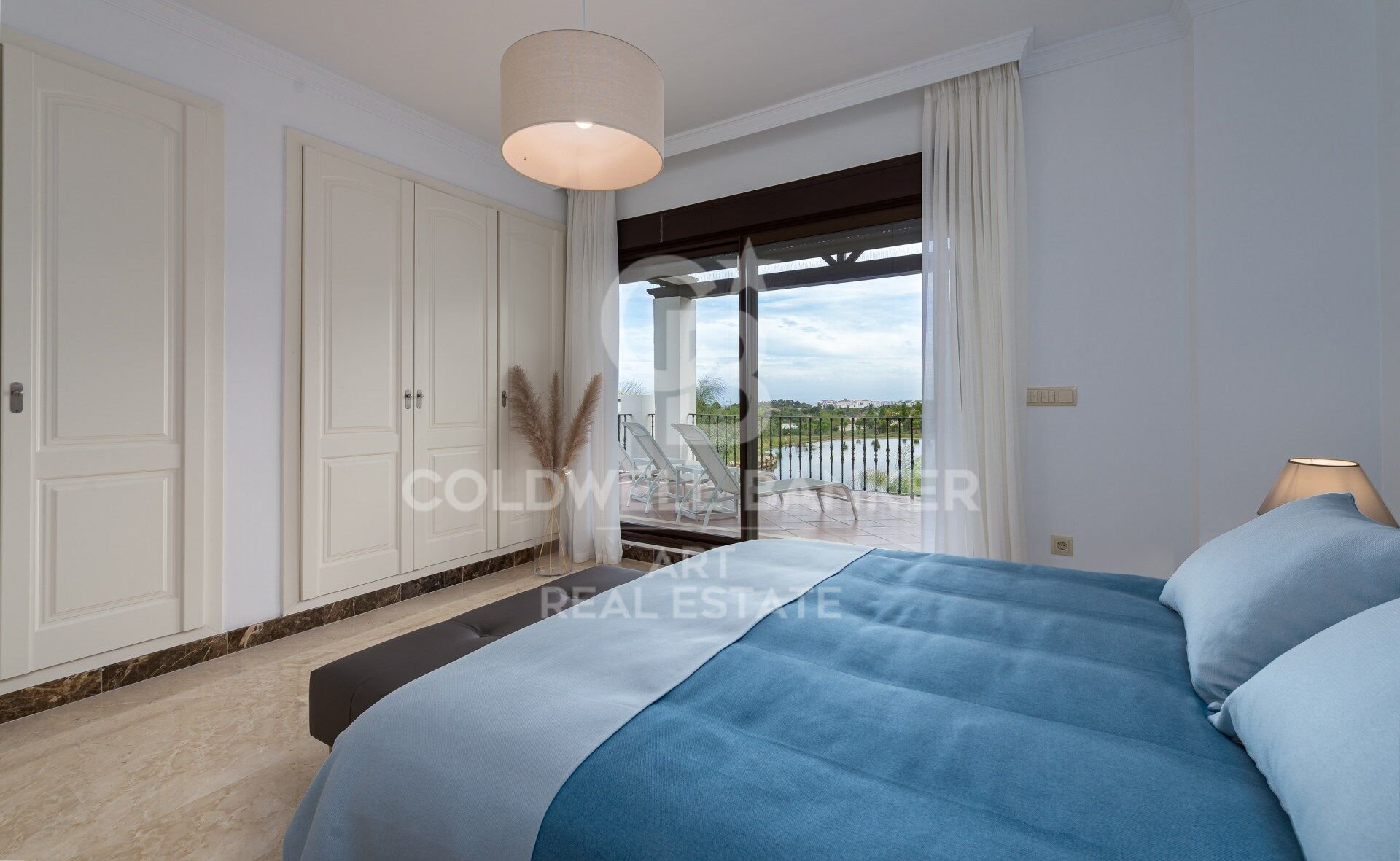 Villa i Estepona, Malaga, Spanien 3 sovrum, 170 kvm. Nr. 157273