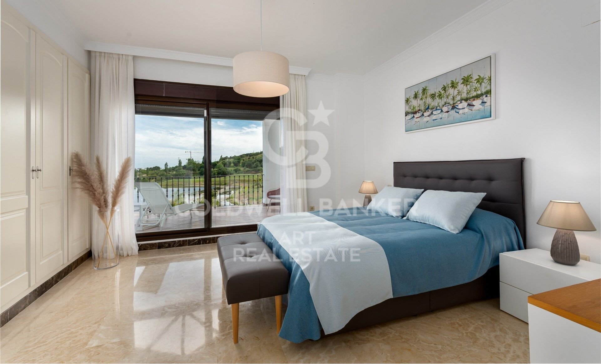 Villa i Estepona, Malaga, Spanien 3 sovrum, 170 kvm. Nr. 157273