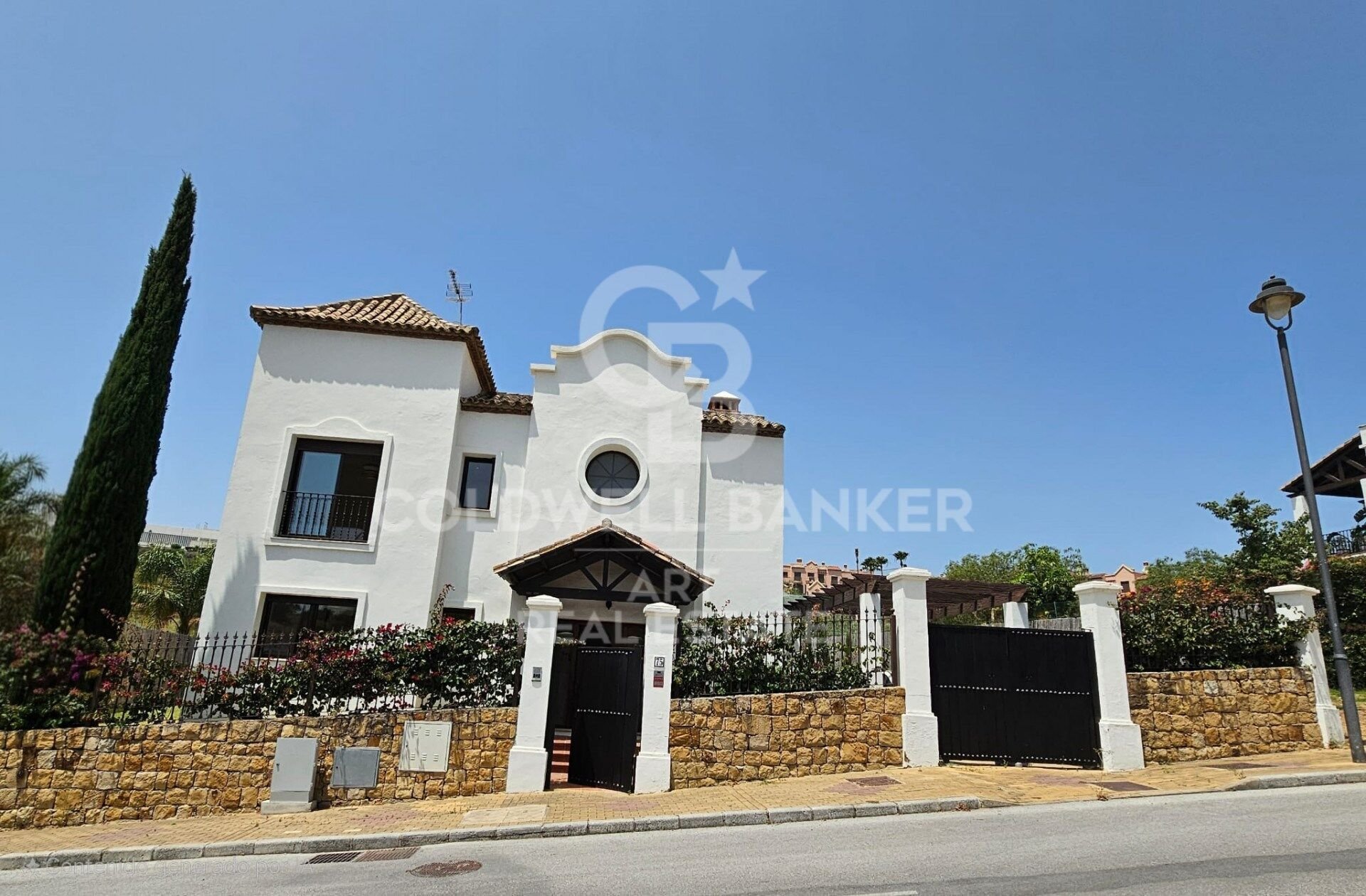 Villa i Estepona, Malaga, Spanien 3 sovrum, 170 kvm. Nr. 157273