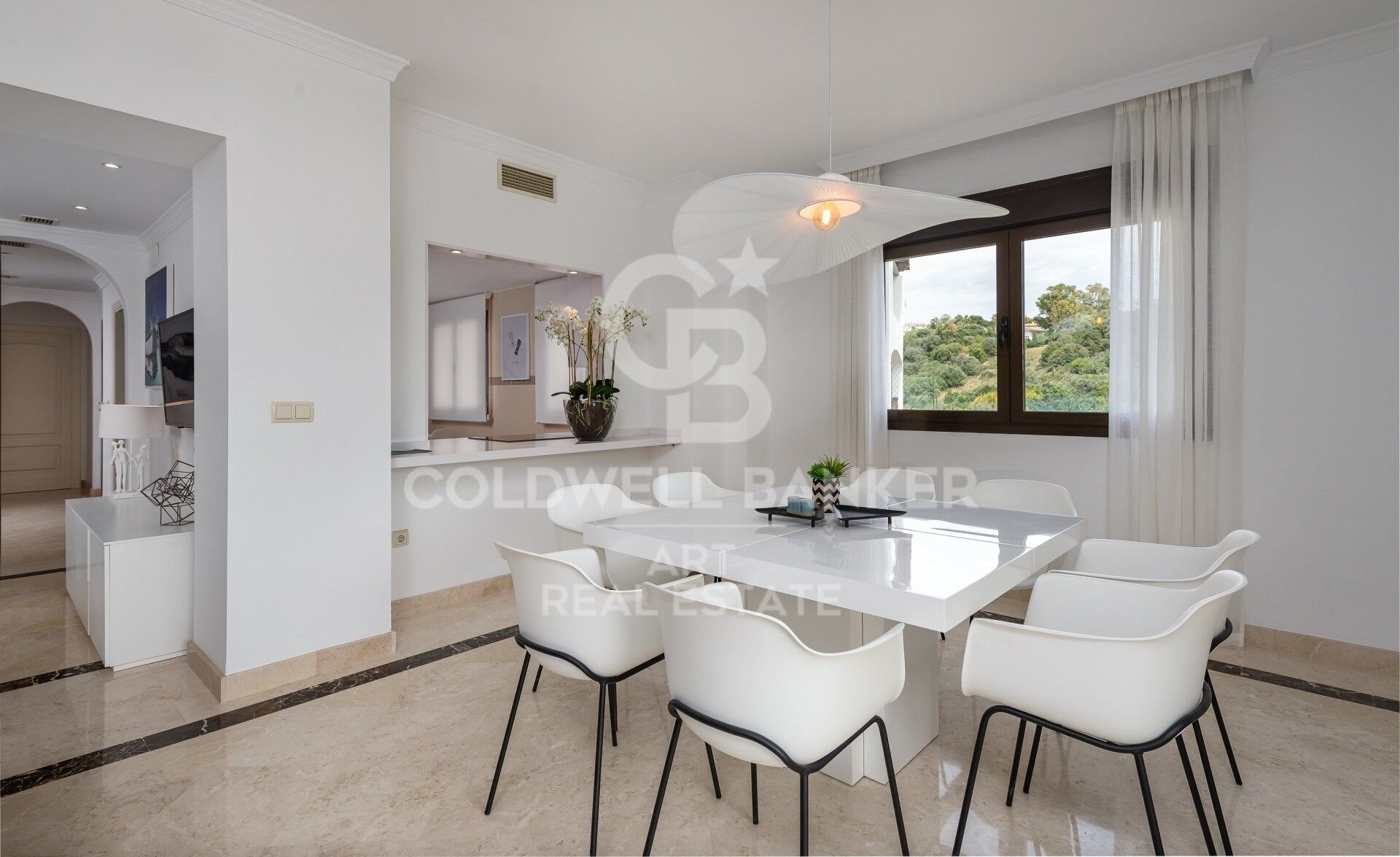 Villa i Estepona, Malaga, Spanien 3 sovrum, 170 kvm. Nr. 157273