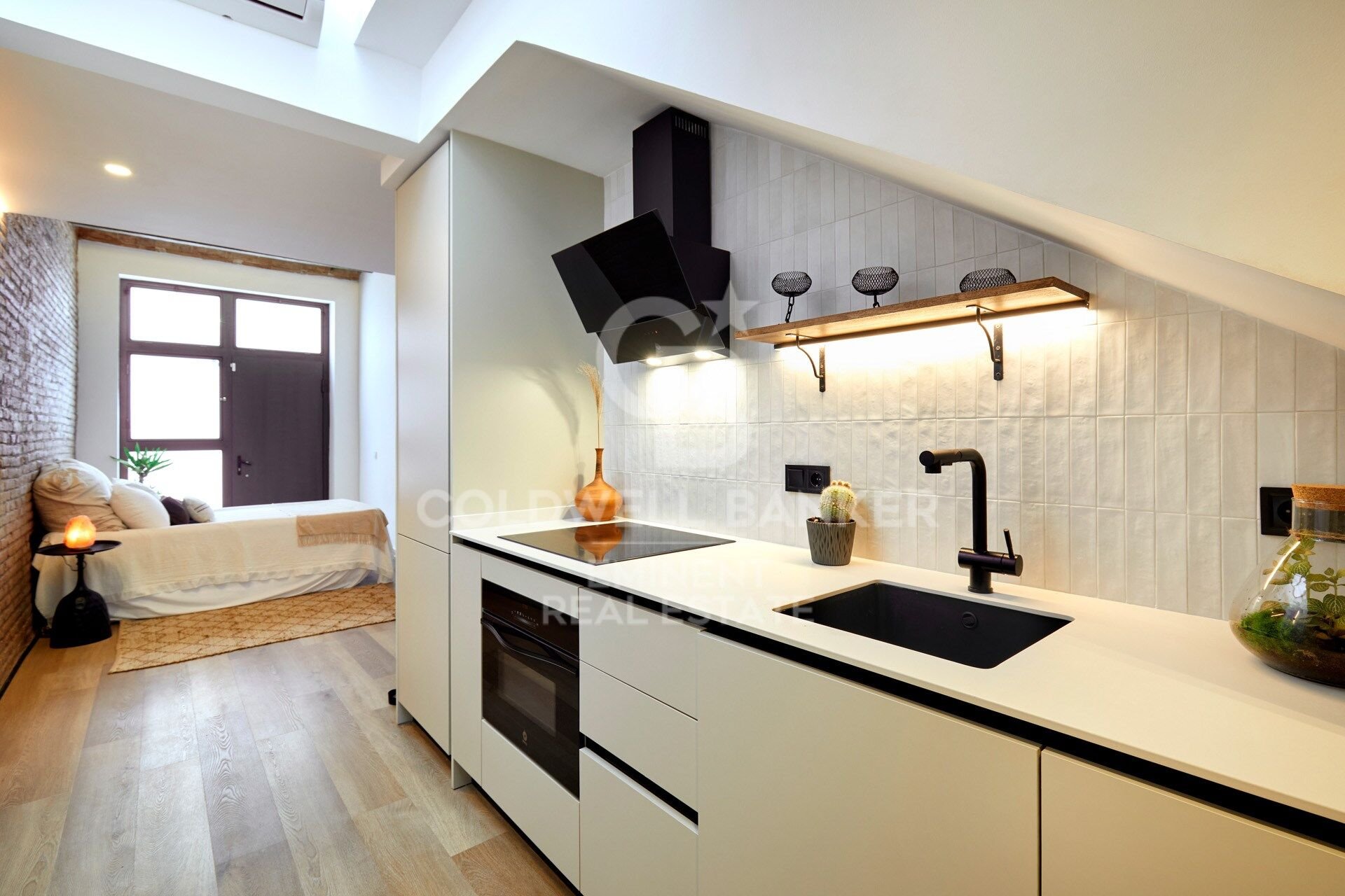 Bliźniak w Barcelona, Hiszpania 2 sypialnie, 96 mkw. nr 158696