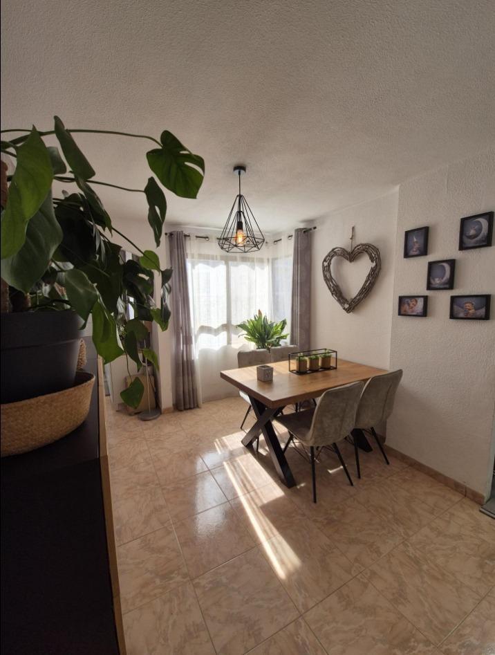 Lägenhet i Alicante, Spanien 2 sovrum, 67 kvm. Nr. 139249