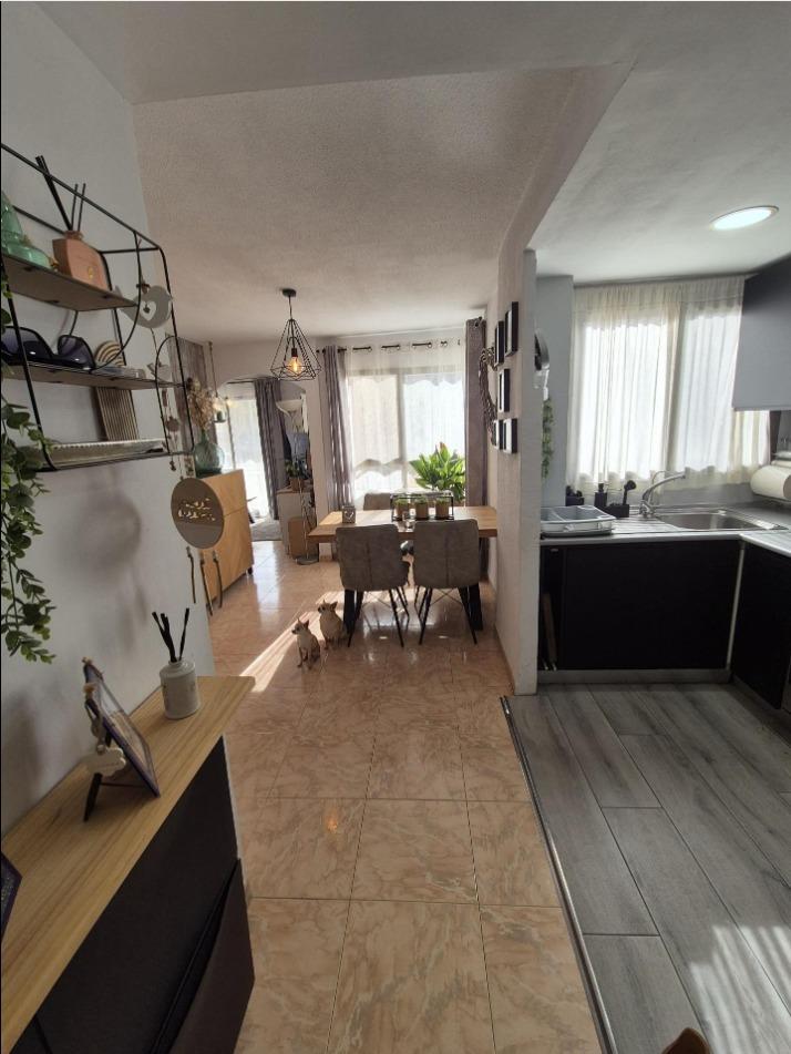 Lägenhet i Alicante, Spanien 2 sovrum, 67 kvm. Nr. 139249