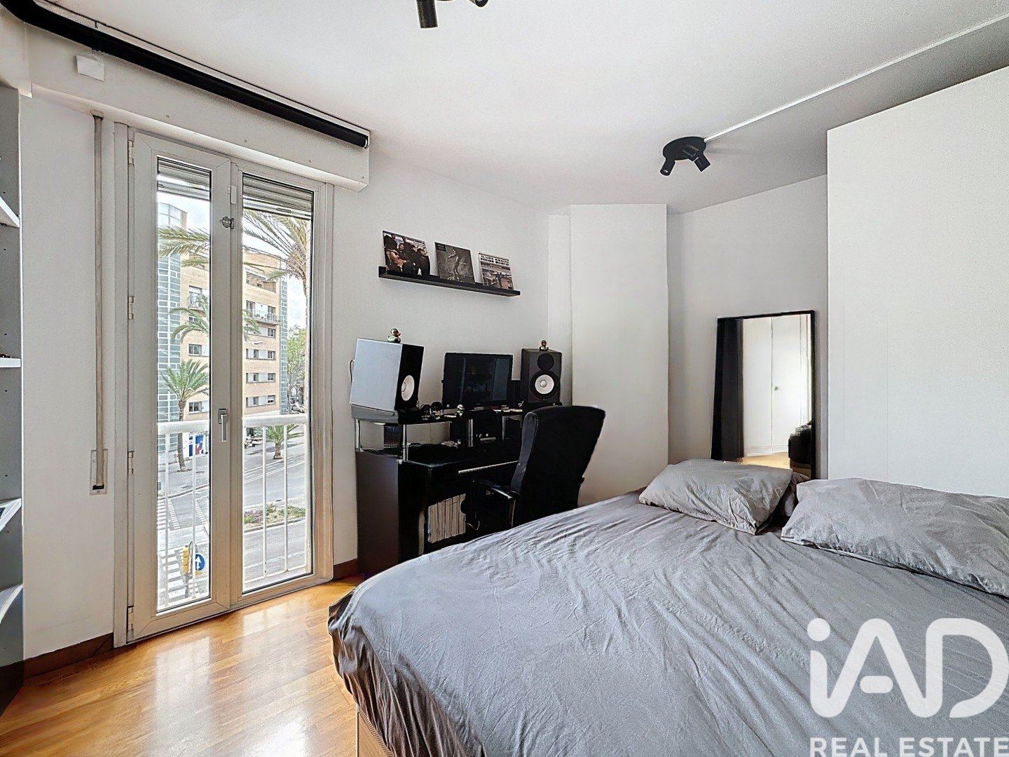 Apartment in Barcelona, Spain 3 bedrooms, 135 sq.m. No. 152589