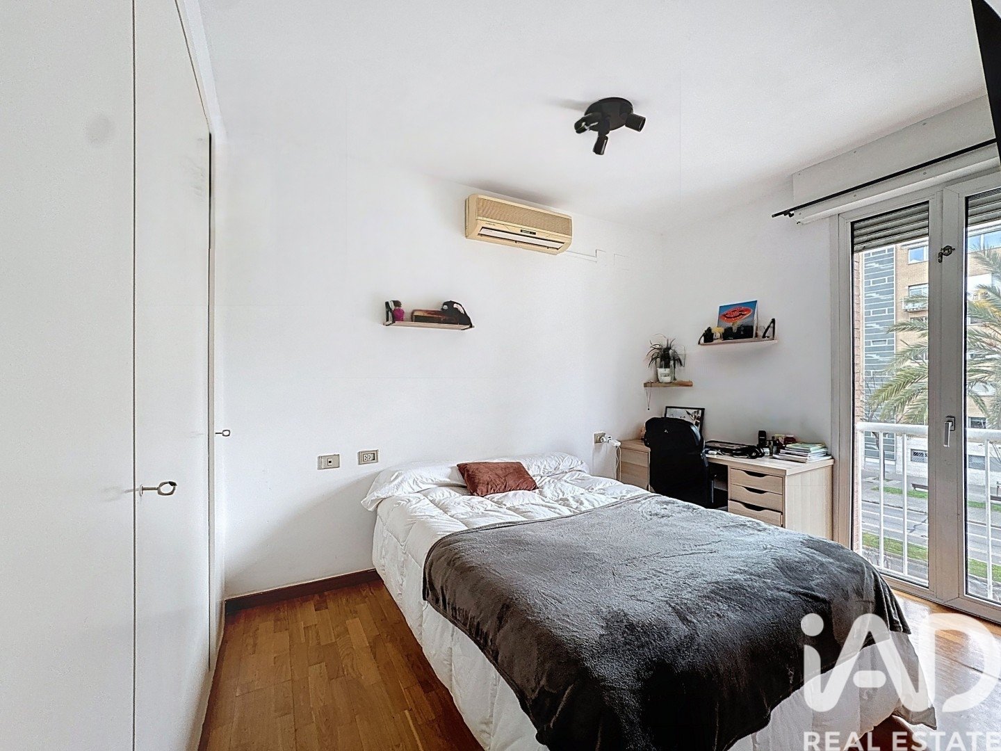 Apartment in Barcelona, Spain 3 bedrooms, 135 sq.m. No. 152589