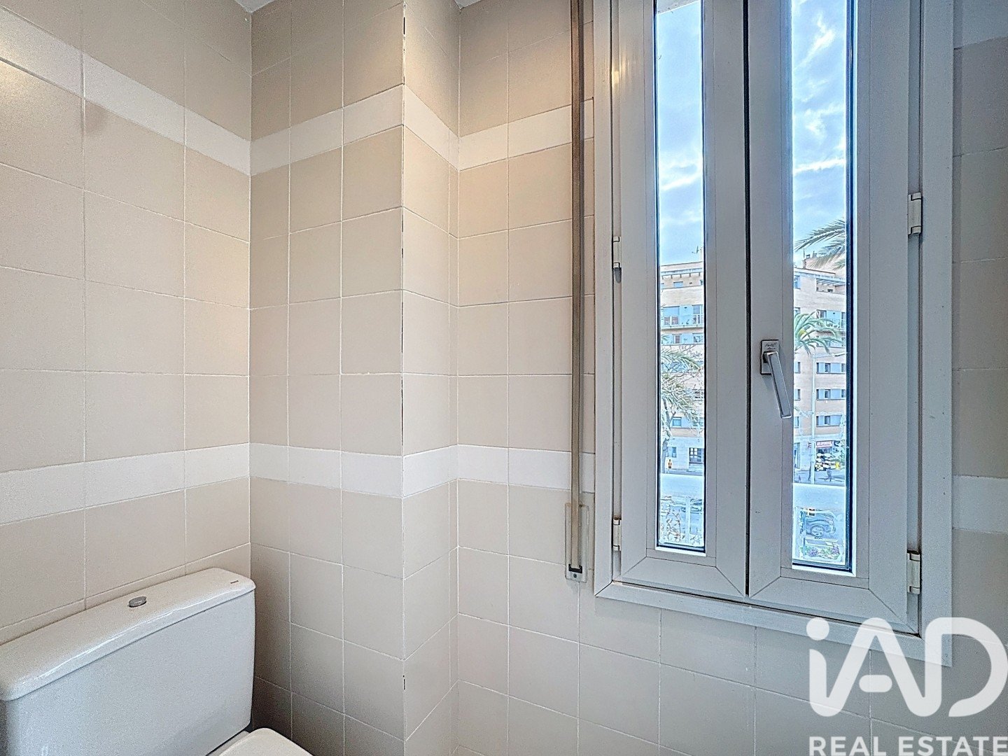 Apartment in Barcelona, Spain 3 bedrooms, 135 sq.m. No. 152589