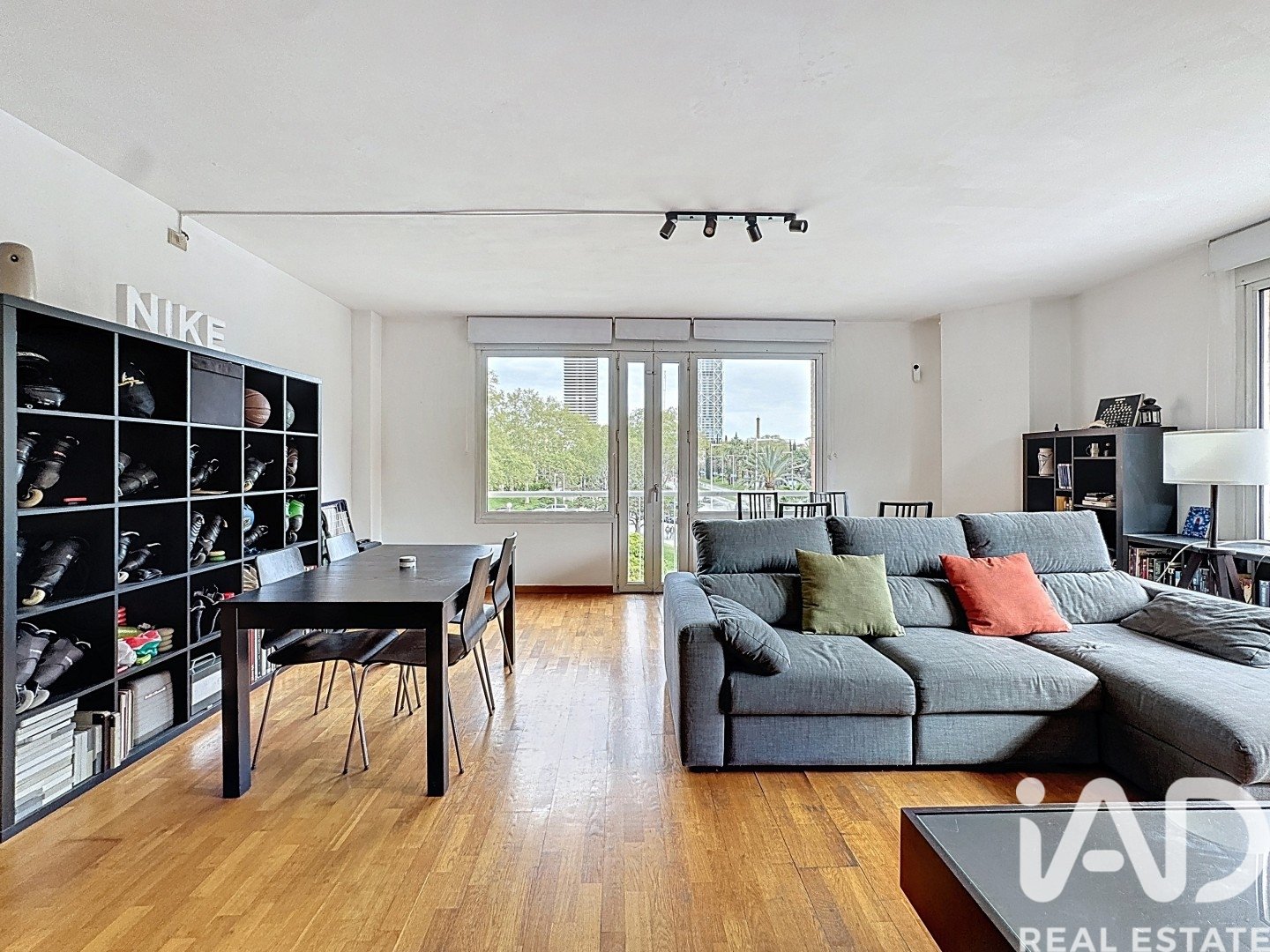 Apartment in Barcelona, Spain 3 bedrooms, 135 sq.m. No. 152589