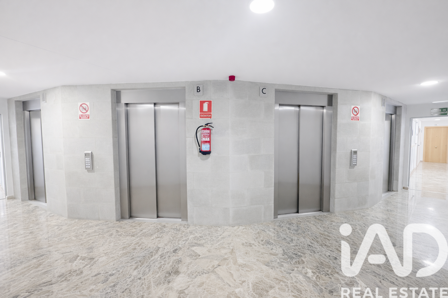 Квартира в Бенидорм, Аликанте, Испания 2 спальни, 89м2 №152482