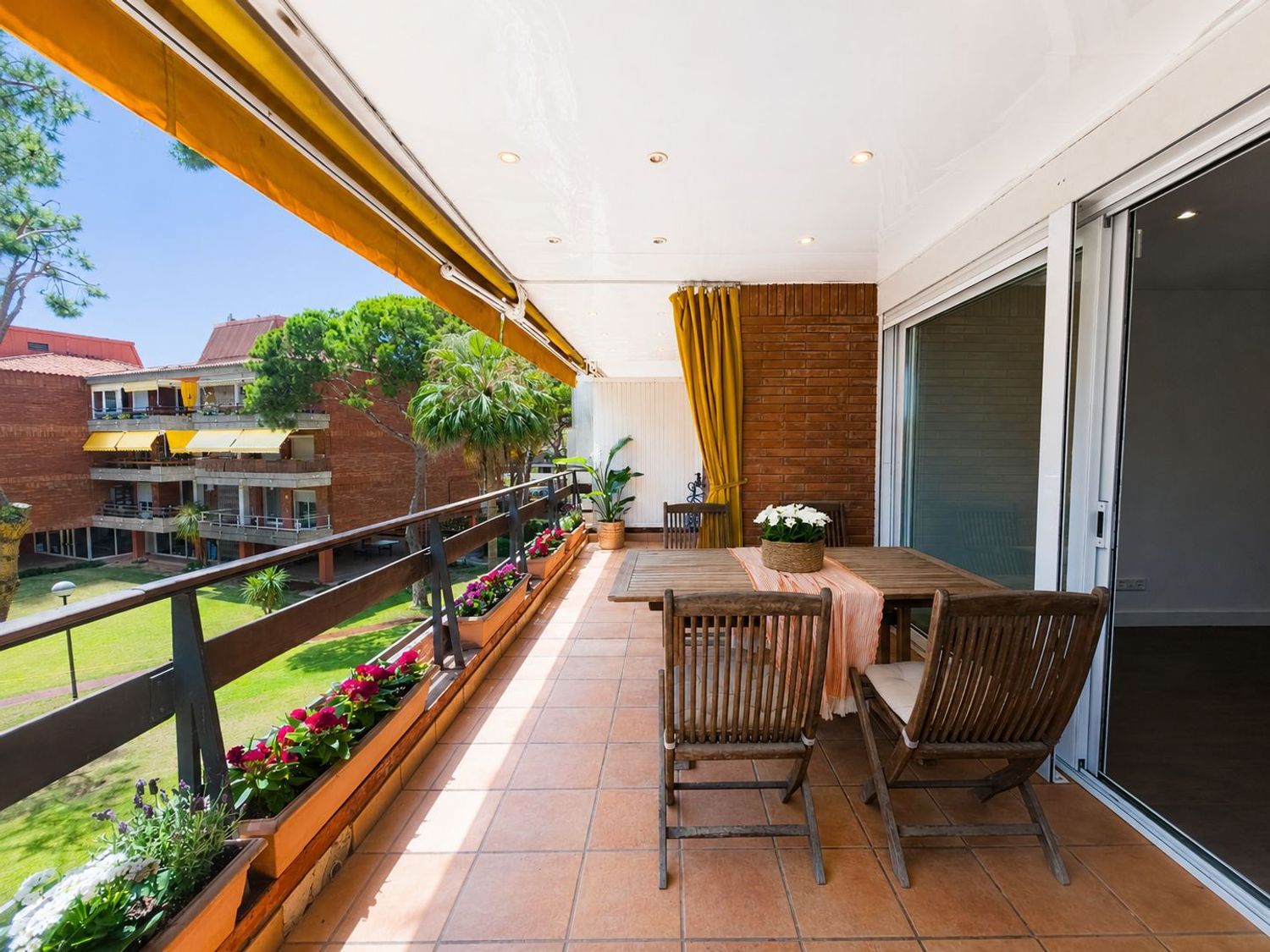 Apartamento en Gavà, Barcelona, España 3 dormitorios, 192 m2 No. 192064