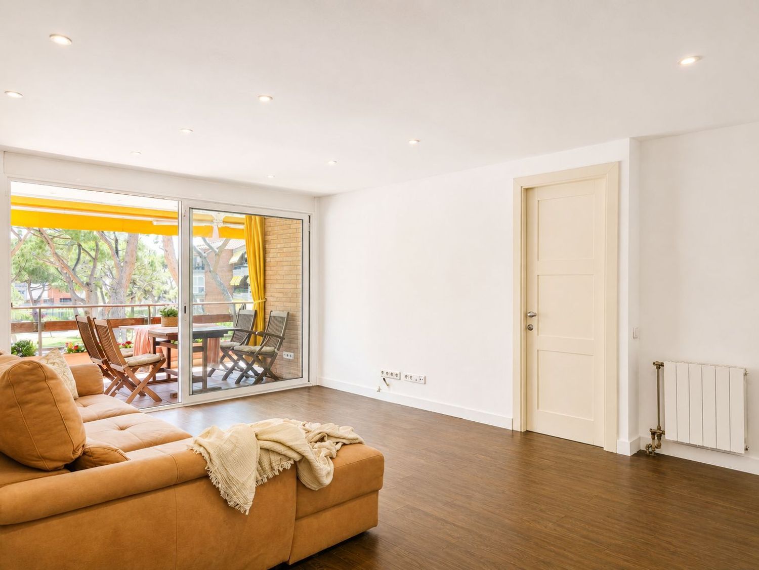 Apartamento en Gavà, Barcelona, España 3 dormitorios, 192 m2 No. 192064