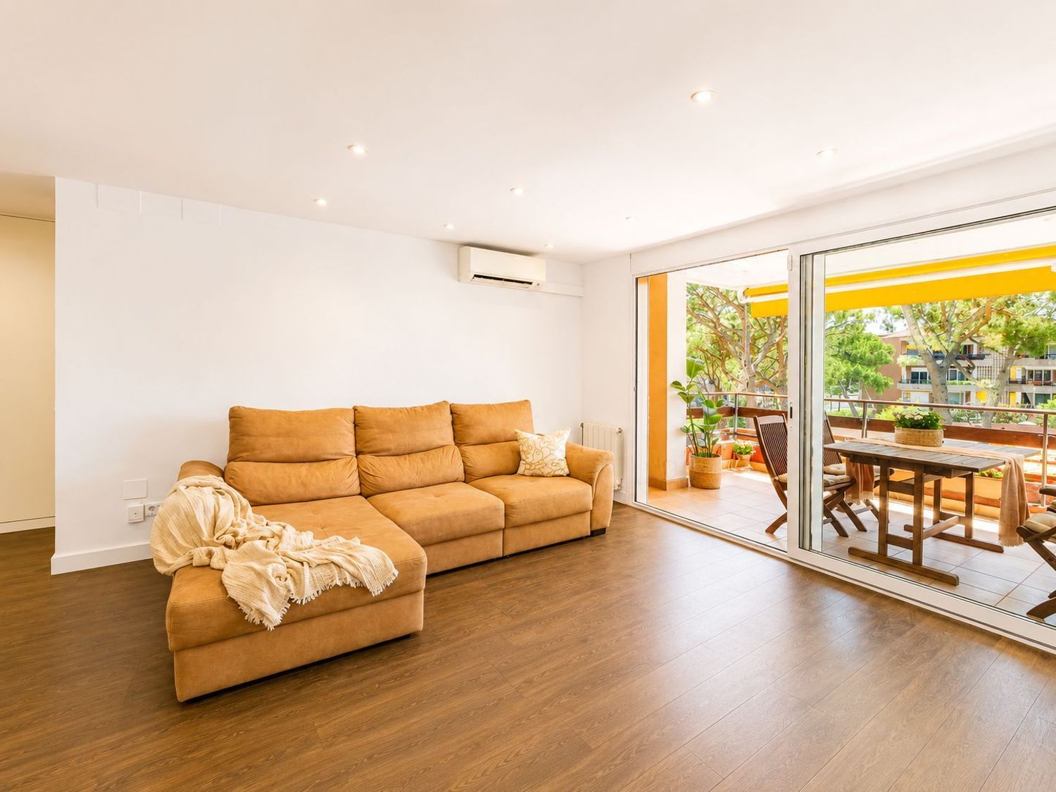 Apartamento en Gavà, Barcelona, España 3 dormitorios, 192 m2 No. 192064