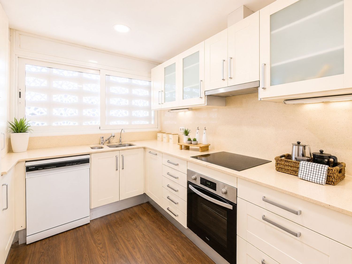 Apartamento en Gavà, Barcelona, España 3 dormitorios, 192 m2 No. 192064