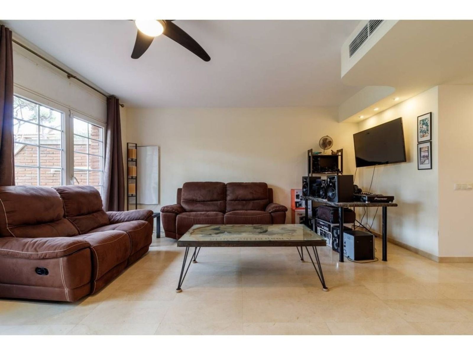 Dzīvoklis Gava, Barcelona, Spānijā 5 istabas, 292 m2 Nr. 192061