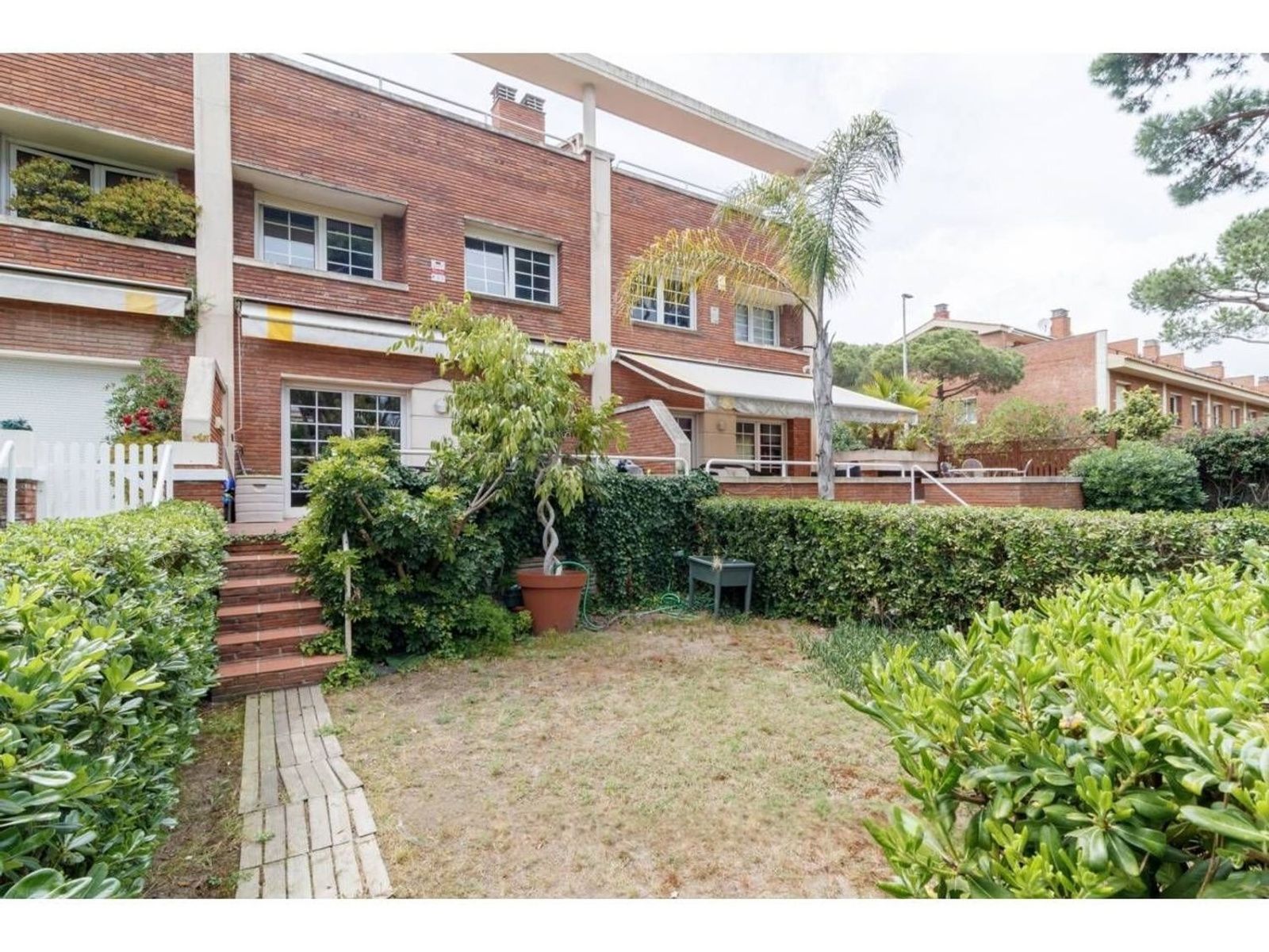 Dzīvoklis Gava, Barcelona, Spānijā 5 istabas, 292 m2 Nr. 192061