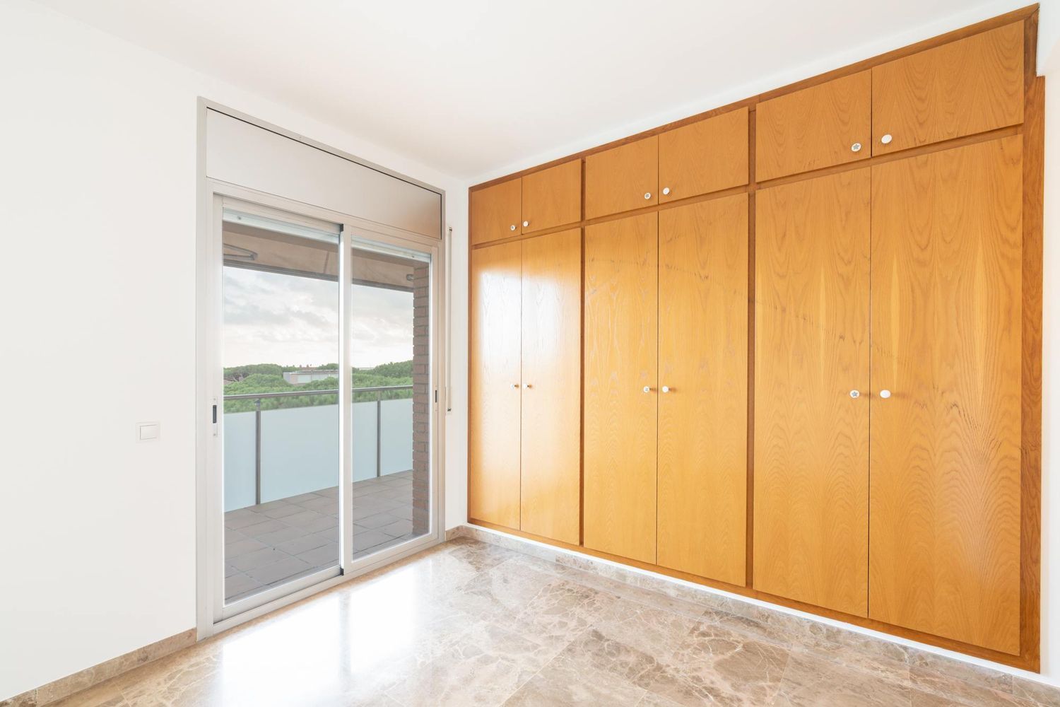 Dzīvoklis Gava, Barcelona, Spānijā 4 istabas, 153 m2 Nr. 192063
