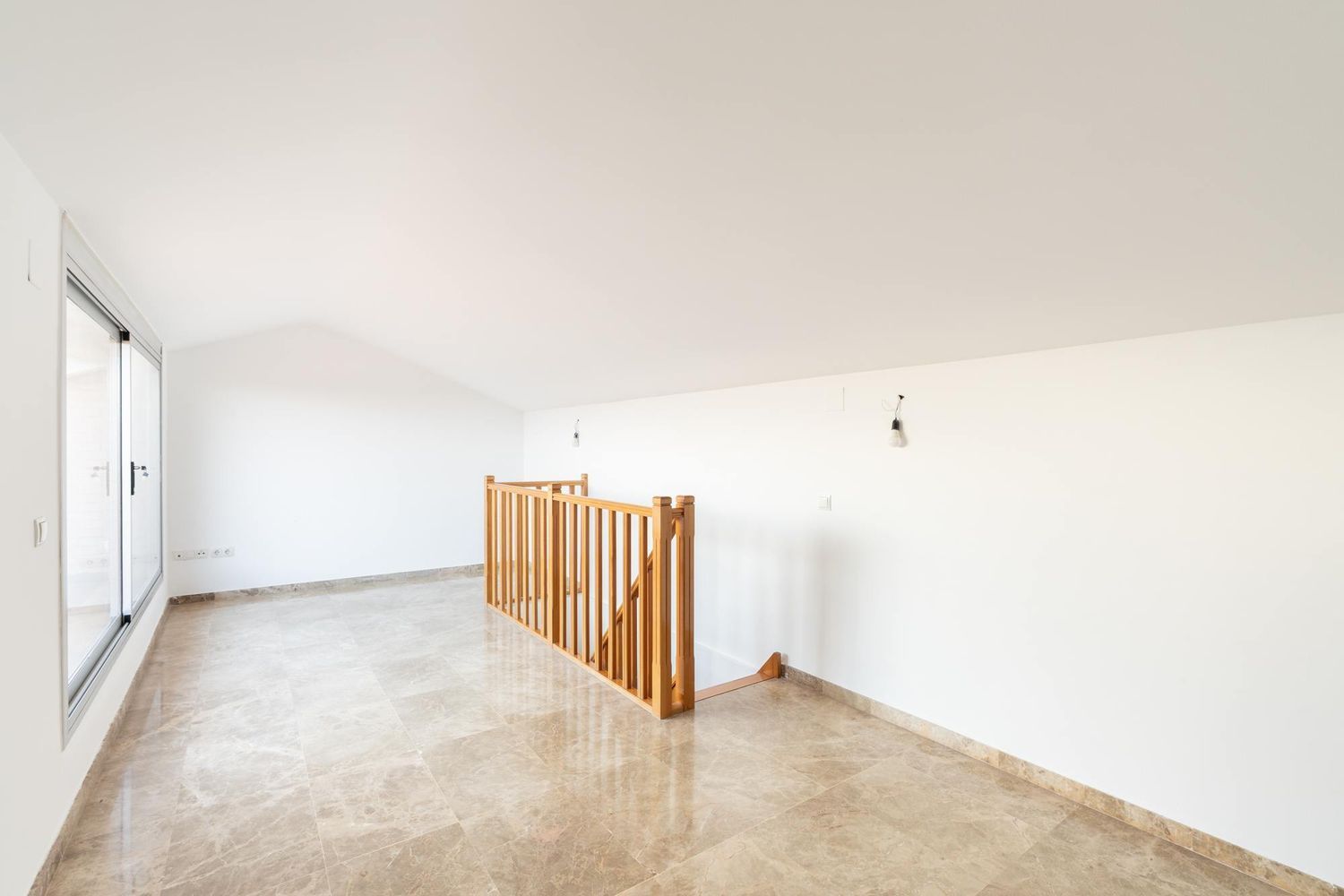 Dzīvoklis Gava, Barcelona, Spānijā 4 istabas, 153 m2 Nr. 192063