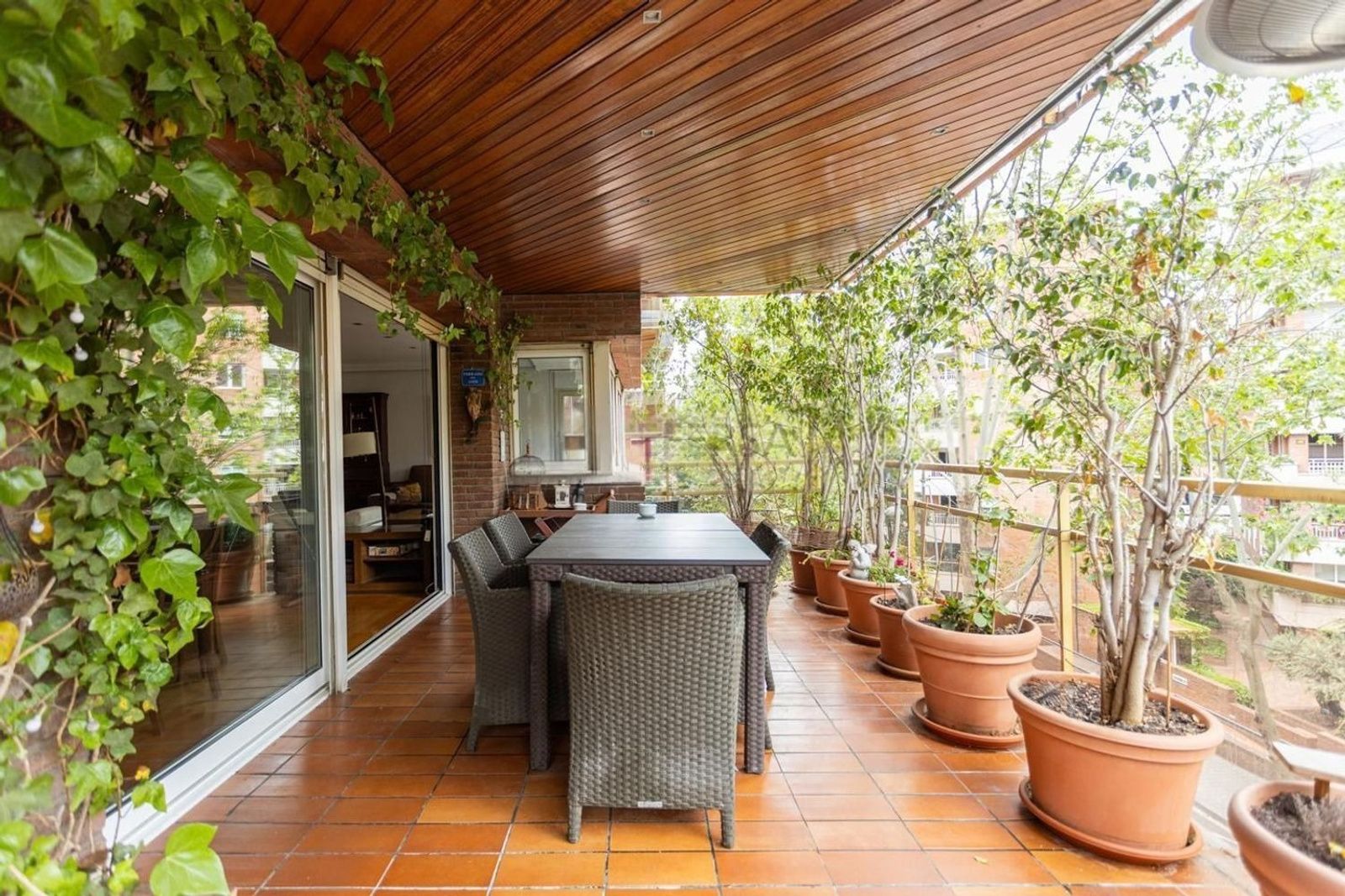 Wohnung in Barcelona, Spanien 5 Schlafzimmer, 273 m2 Nr. 192059