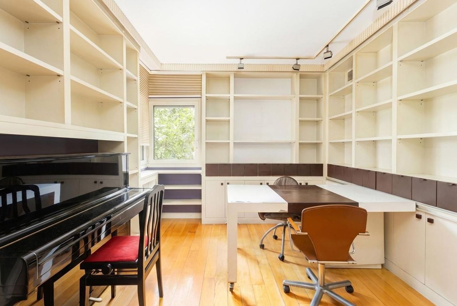 Wohnung in Barcelona, Spanien 5 Schlafzimmer, 273 m2 Nr. 192059