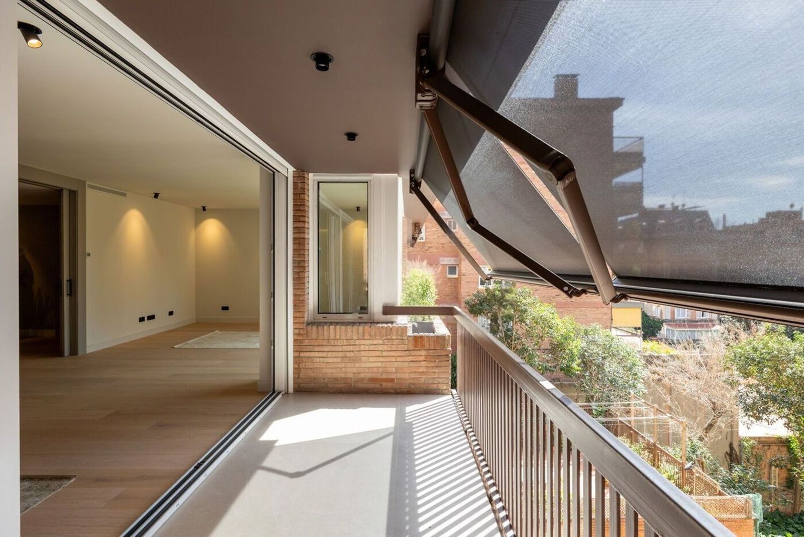 Wohnung in Barcelona, Spanien 5 Schlafzimmer, 200 m2 Nr. 192060