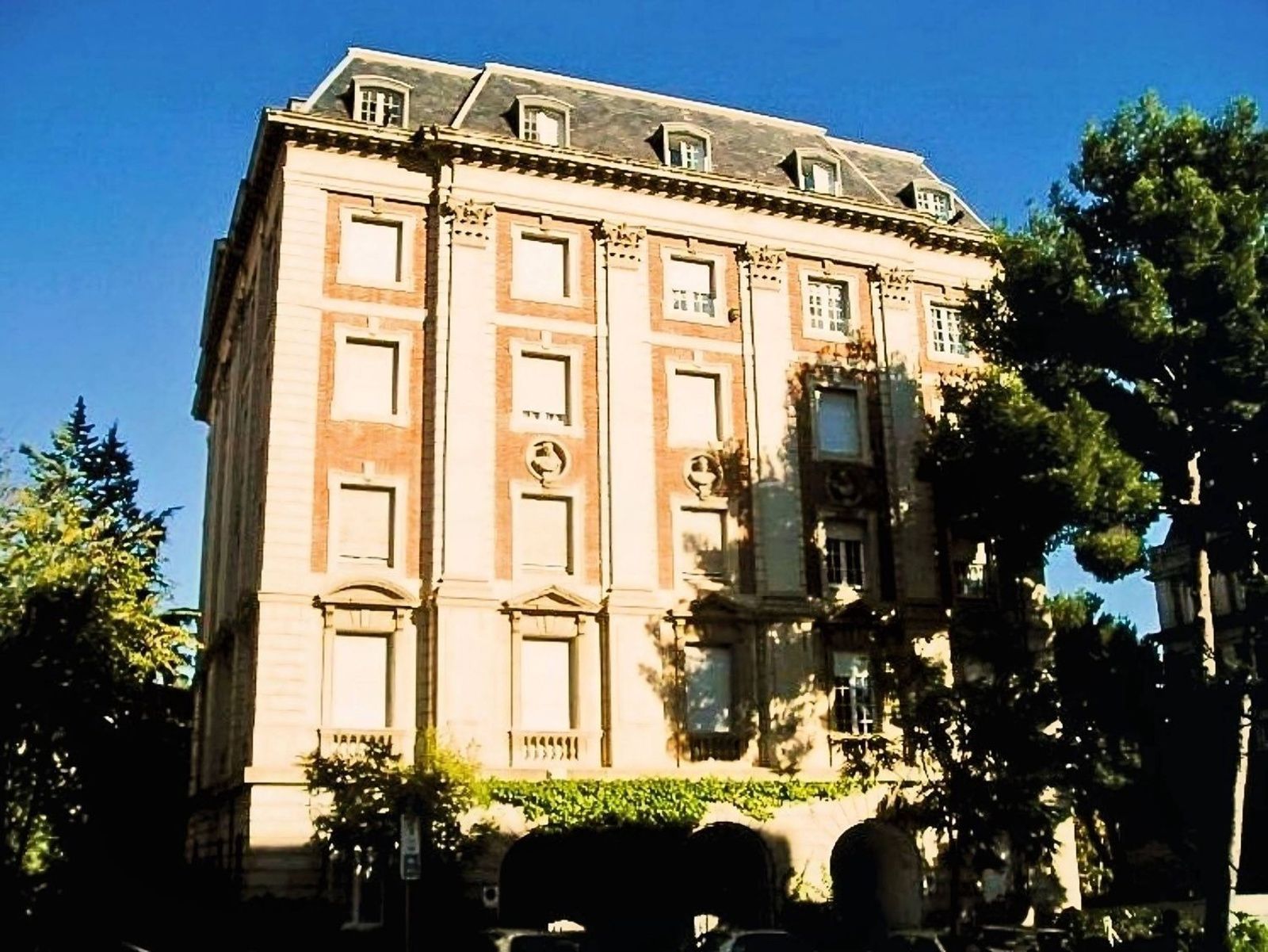Apartamento en Barcelona, España 5 dormitorios, 203 m2 No. 192058