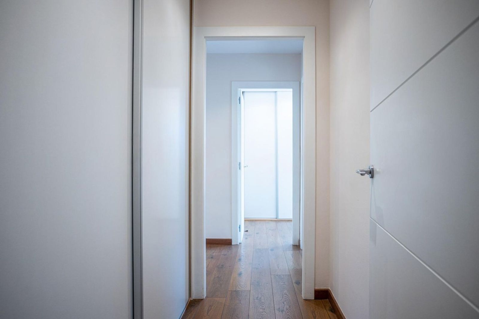 Apartamento en Barcelona, España 5 dormitorios, 203 m2 No. 192058