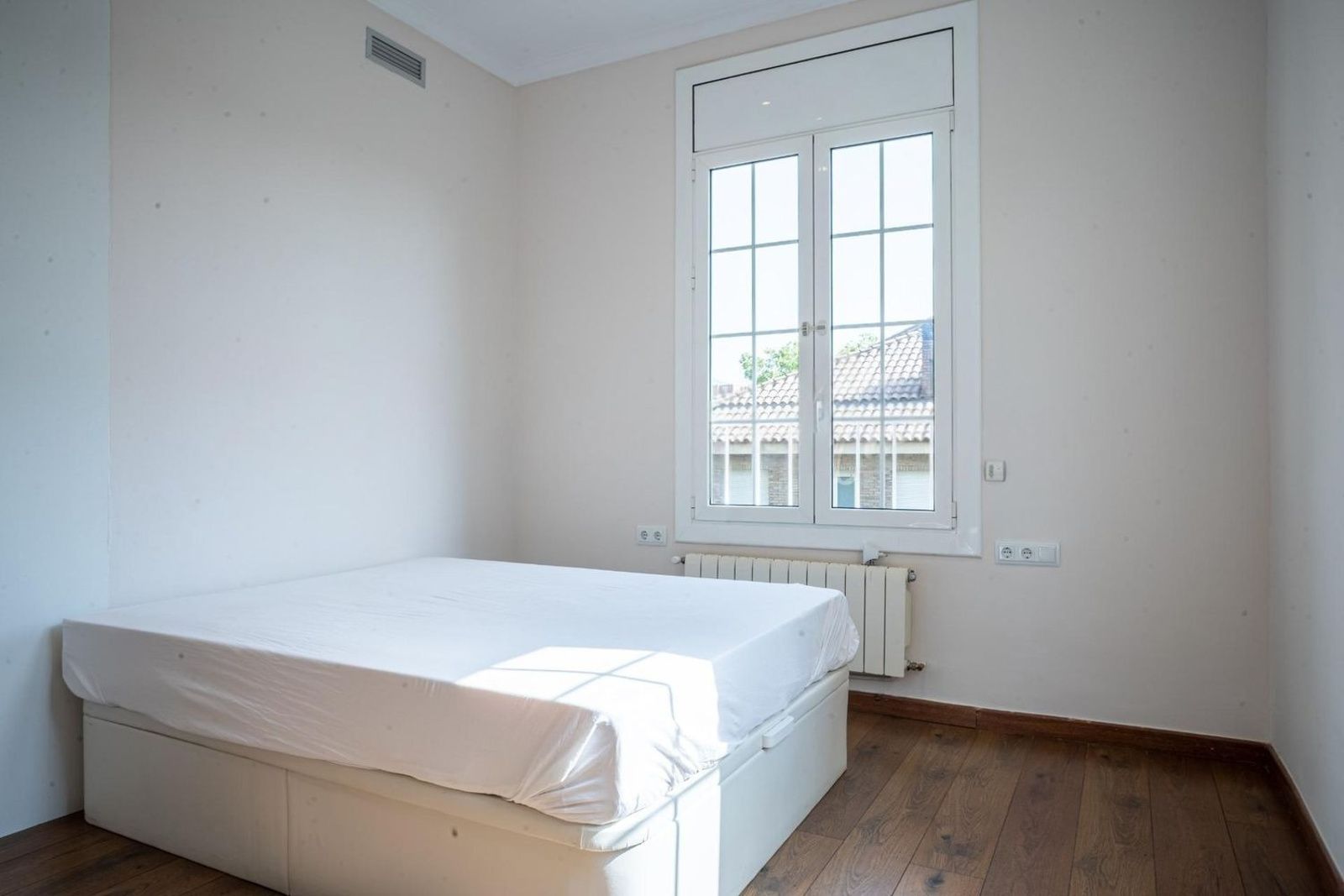 Apartamento en Barcelona, España 5 dormitorios, 203 m2 No. 192058