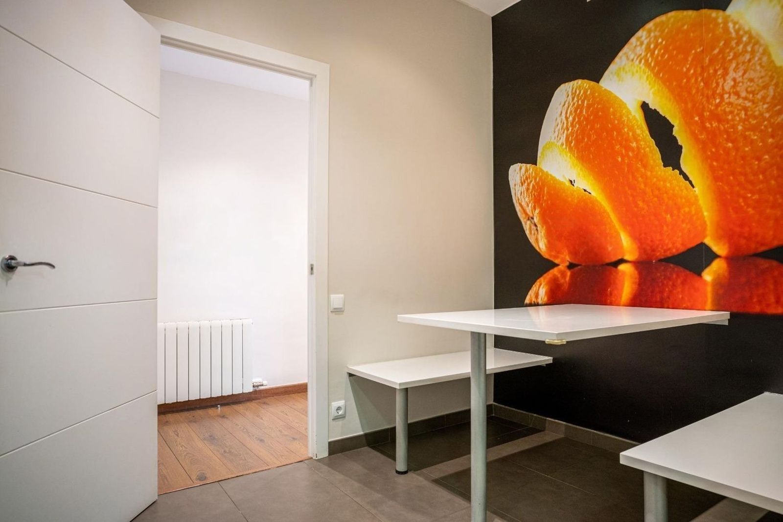 Apartamento en Barcelona, España 5 dormitorios, 203 m2 No. 192058