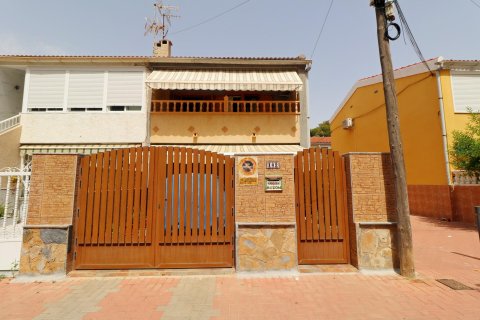 Casa adosada en Torrevieja, Alicante, España 3 dormitorios, 85 m2 No. 190319