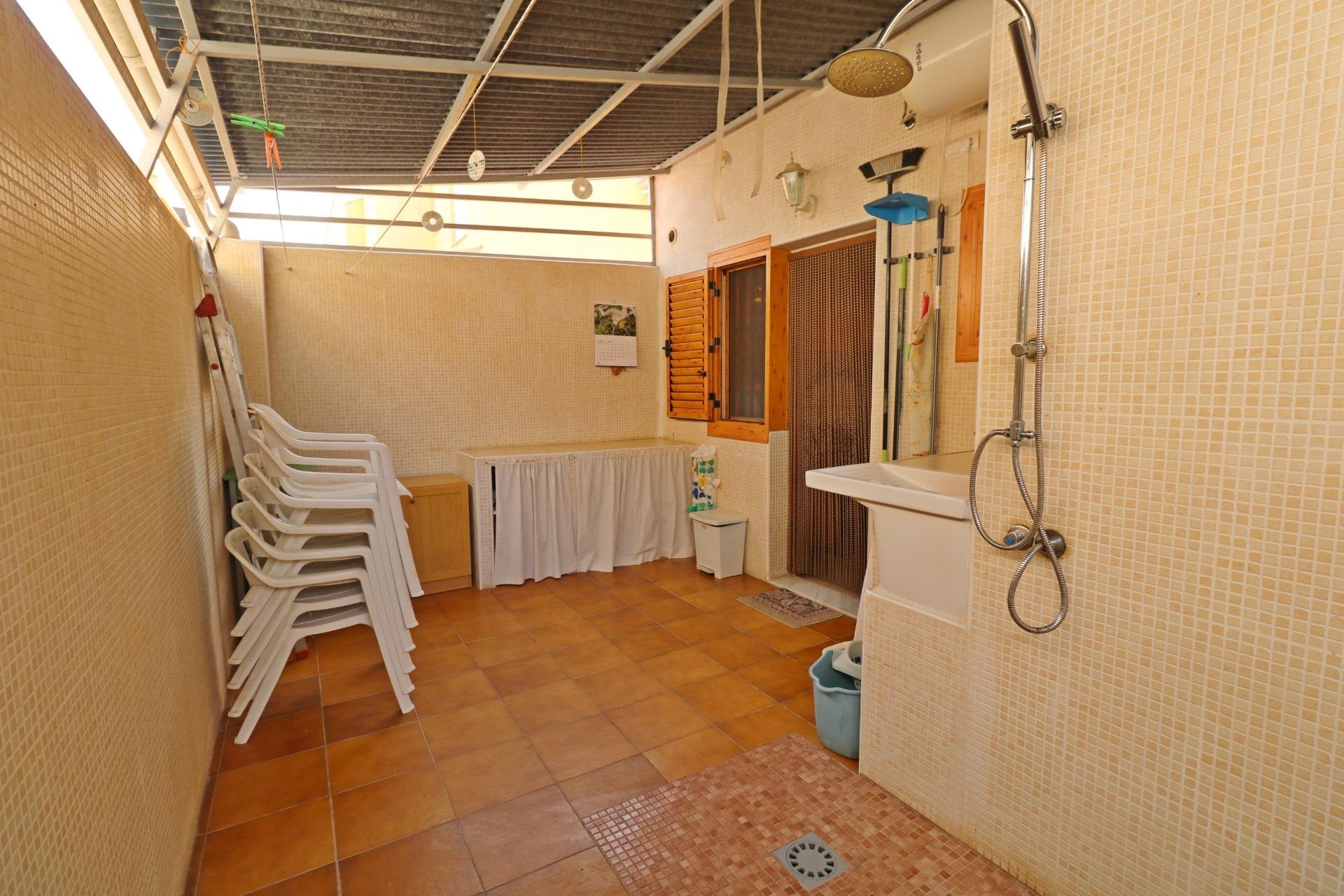Radhus i Torrevieja, Alicante, Spanien 3 sovrum, 85 kvm. Nr. 190319