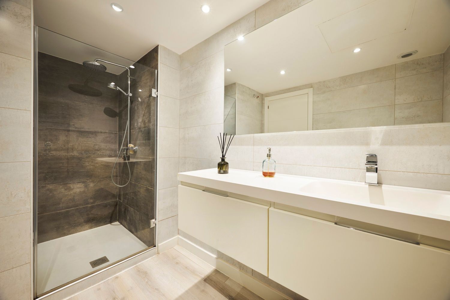 Wohnung in Madrid, Spanien 4 Schlafzimmer, 200 m2 Nr. 143141