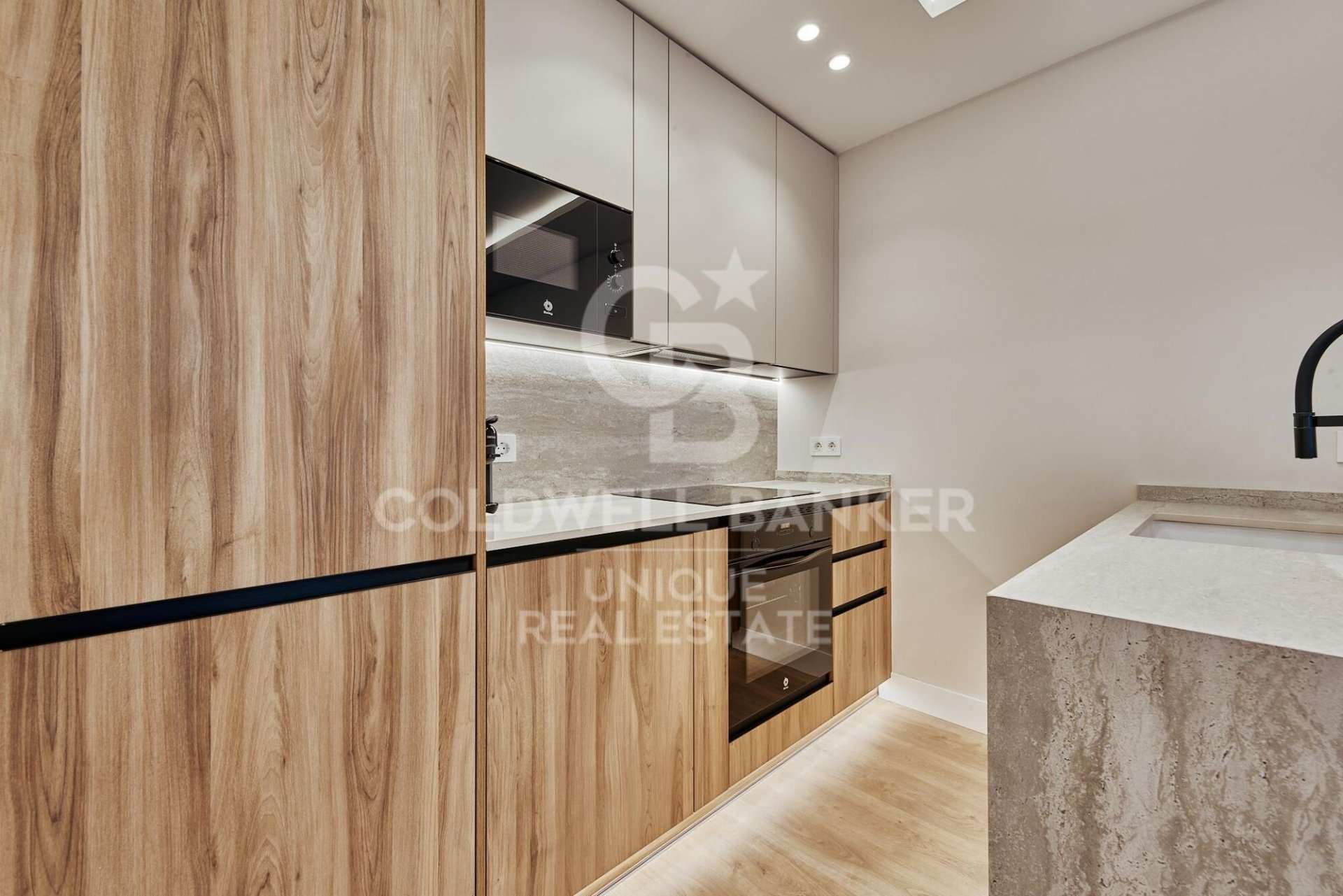 Apartament w Madrid, Hiszpania 3 sypialnie, 150 mkw. nr 157140