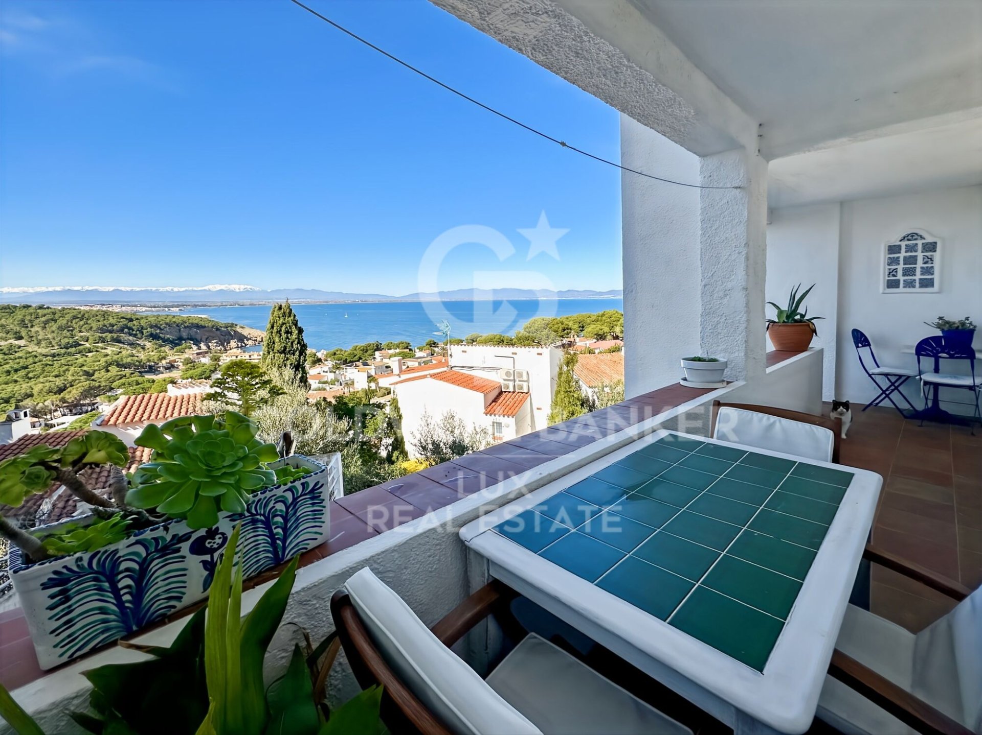 Māja L'Escala, Girona, Spānijā 2 istabas, 136 m2 Nr. 157141