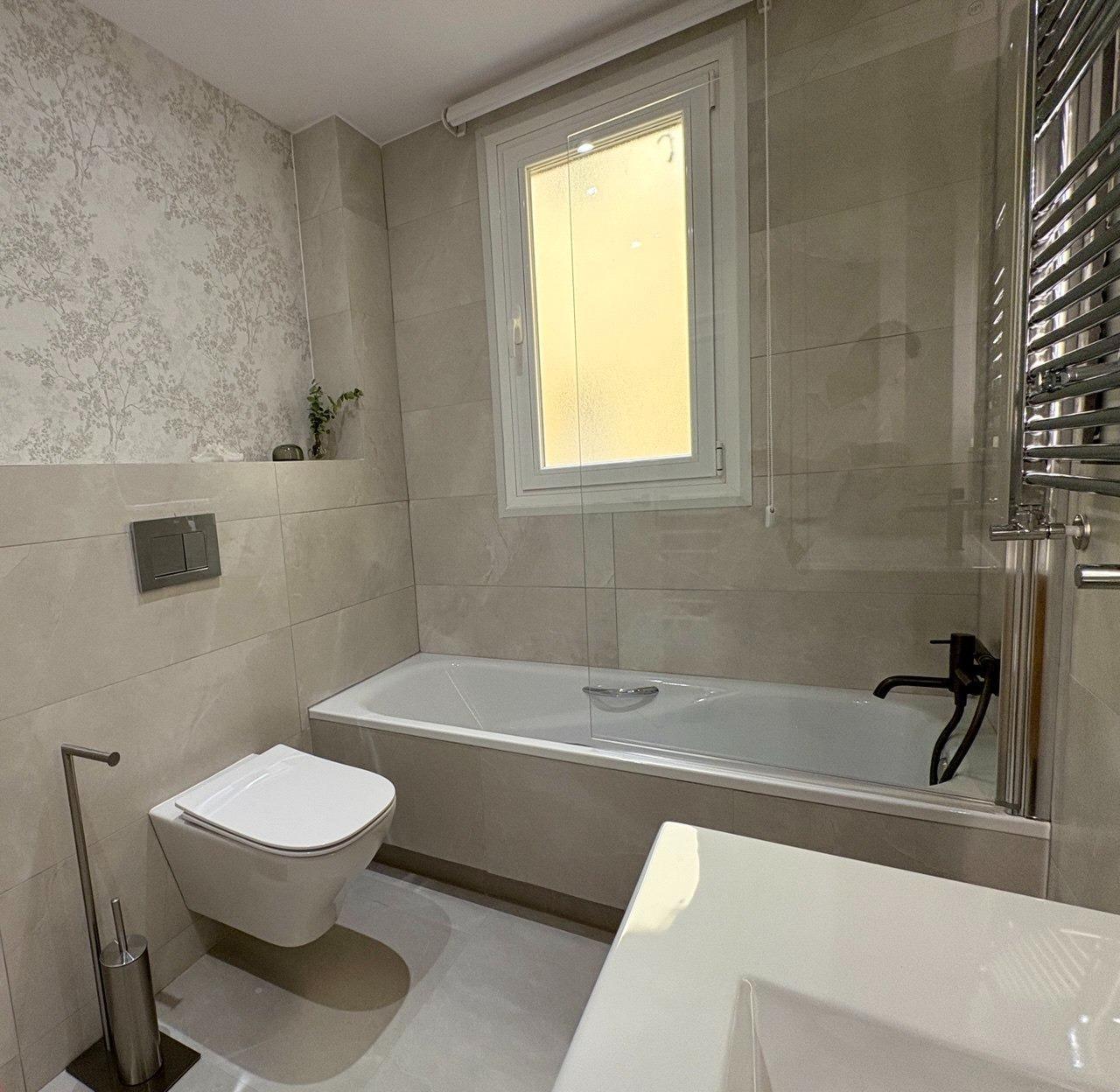 Apartment in Madrid, Spain 2 bedrooms, 111 sq.m. No. 165934