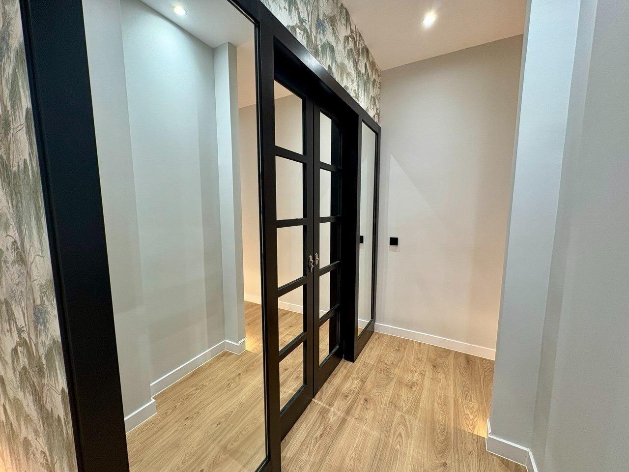 Apartment in Madrid, Spain 2 bedrooms, 111 sq.m. No. 165934
