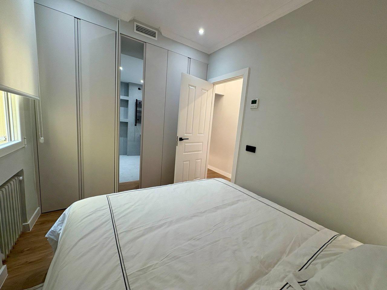 Apartment in Madrid, Spain 2 bedrooms, 111 sq.m. No. 165934